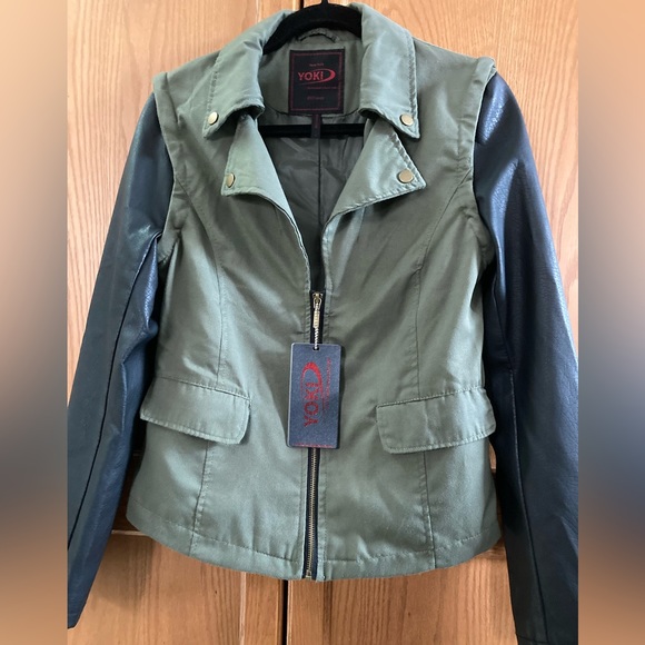 YOKI SPORT from the Outerwear Collection. New York Motto inspired Olive & Black - Picture 14 of 15